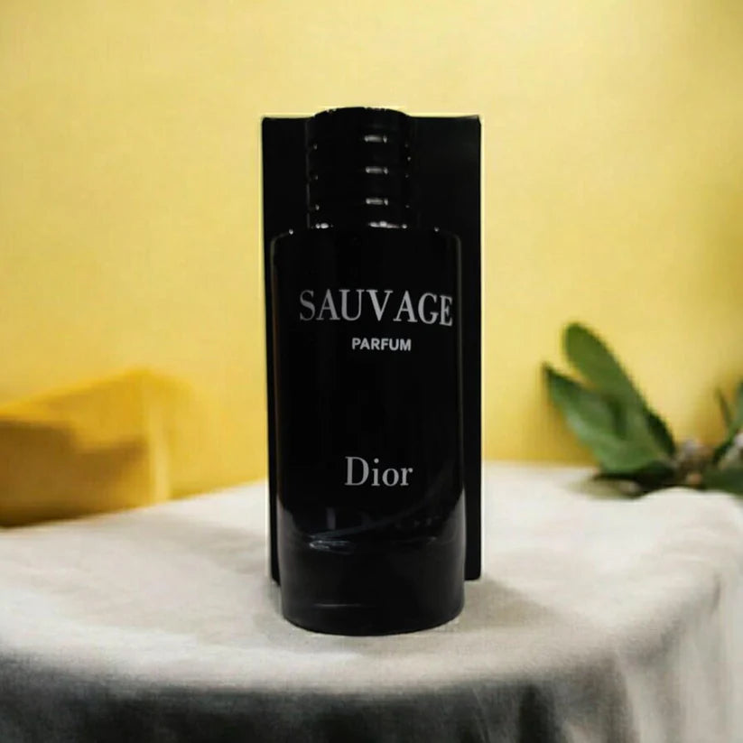 SAUVAGE Dior beutiful perfium