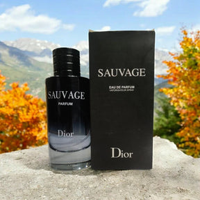 SAUVAGE Dior beutiful perfium