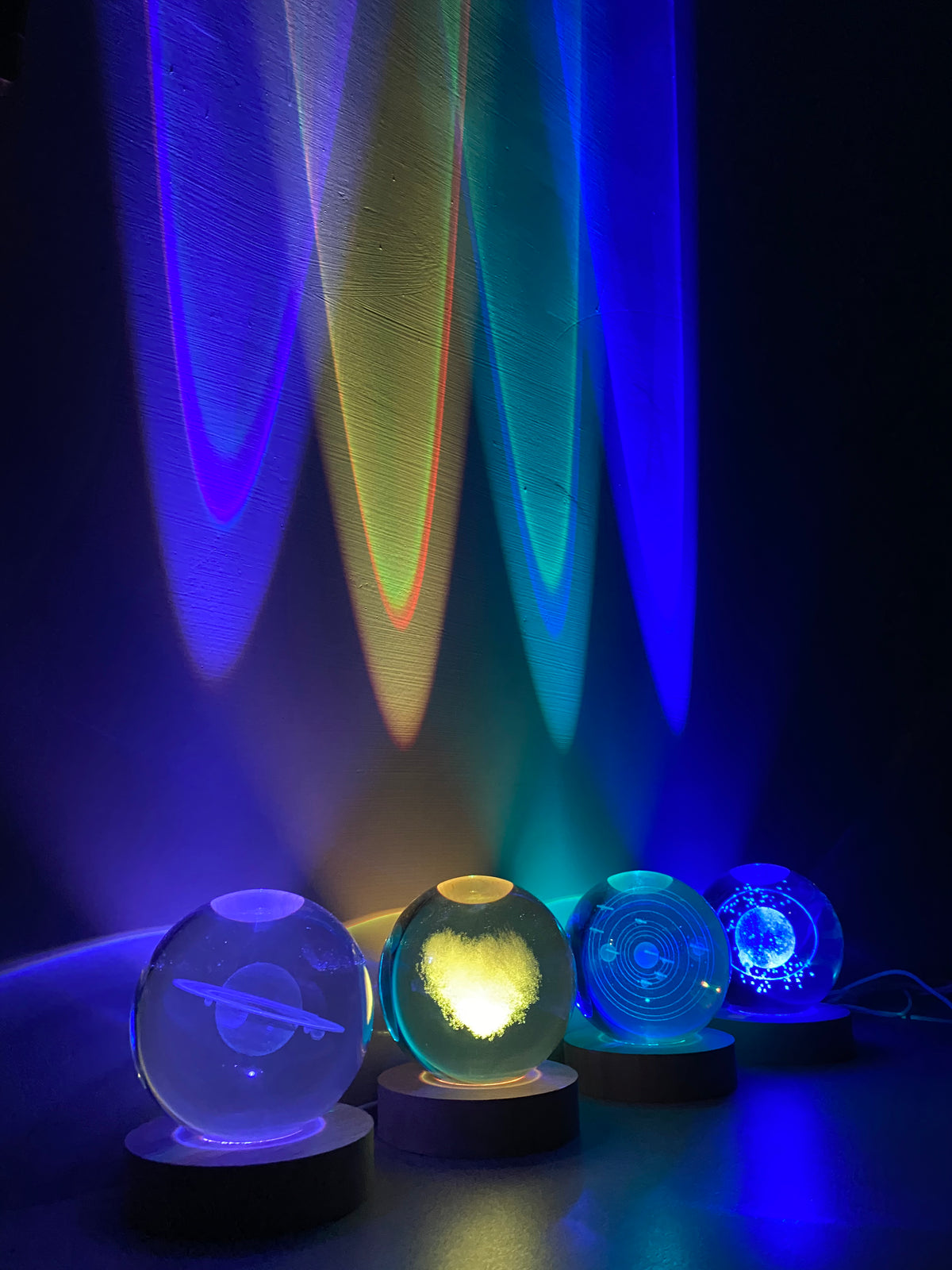 Crystal Ball Multi-Colour Lamp